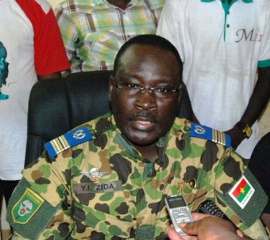 Lieutenant-colonel Yacouba Isaac ZIDA,nouveau Chef d'Etat du Burkina Faso à compter du 1er Novembre 2014 pour une transition démocratique.