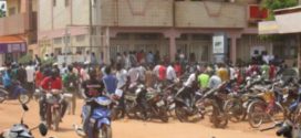 Programme gouvernemental 3.000 permis de conduire pour jeûnes : bousculades le 06 Octobre 2017 à Ouagadougou