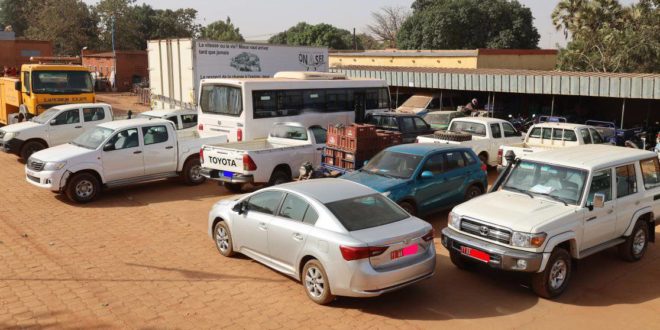 Usage abusif des moyens roulants de l’Etat burkinabè : une trentaine de véhicules saisis et mis en fourrière en décembre 2021 à Ouagadougou