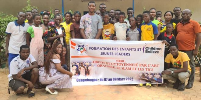 Usage des TIC et cybercriminalité : Faso Civic forme et sensibilise des enfants à Ouagadougou